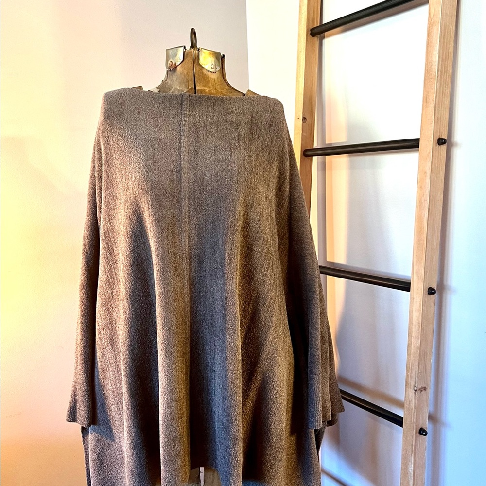 Barefoot Dreams Ultra-Lite Doleman Top